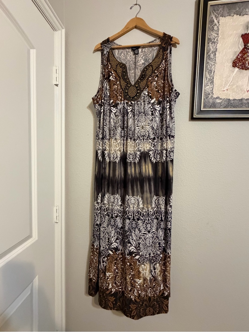 Maggie Barnes Black Brown Cream Printed Sleeveless Maxi Dress